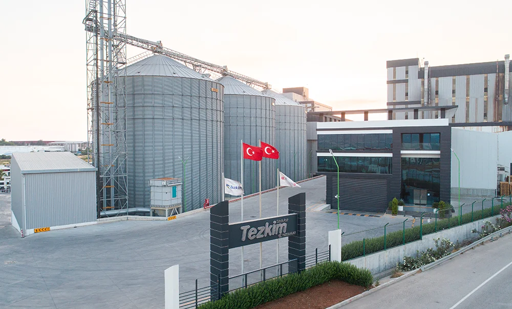 Tezkim üretim tesisleri drone çekimi – Adana kimya sanayi fabrikası havadan görünüm